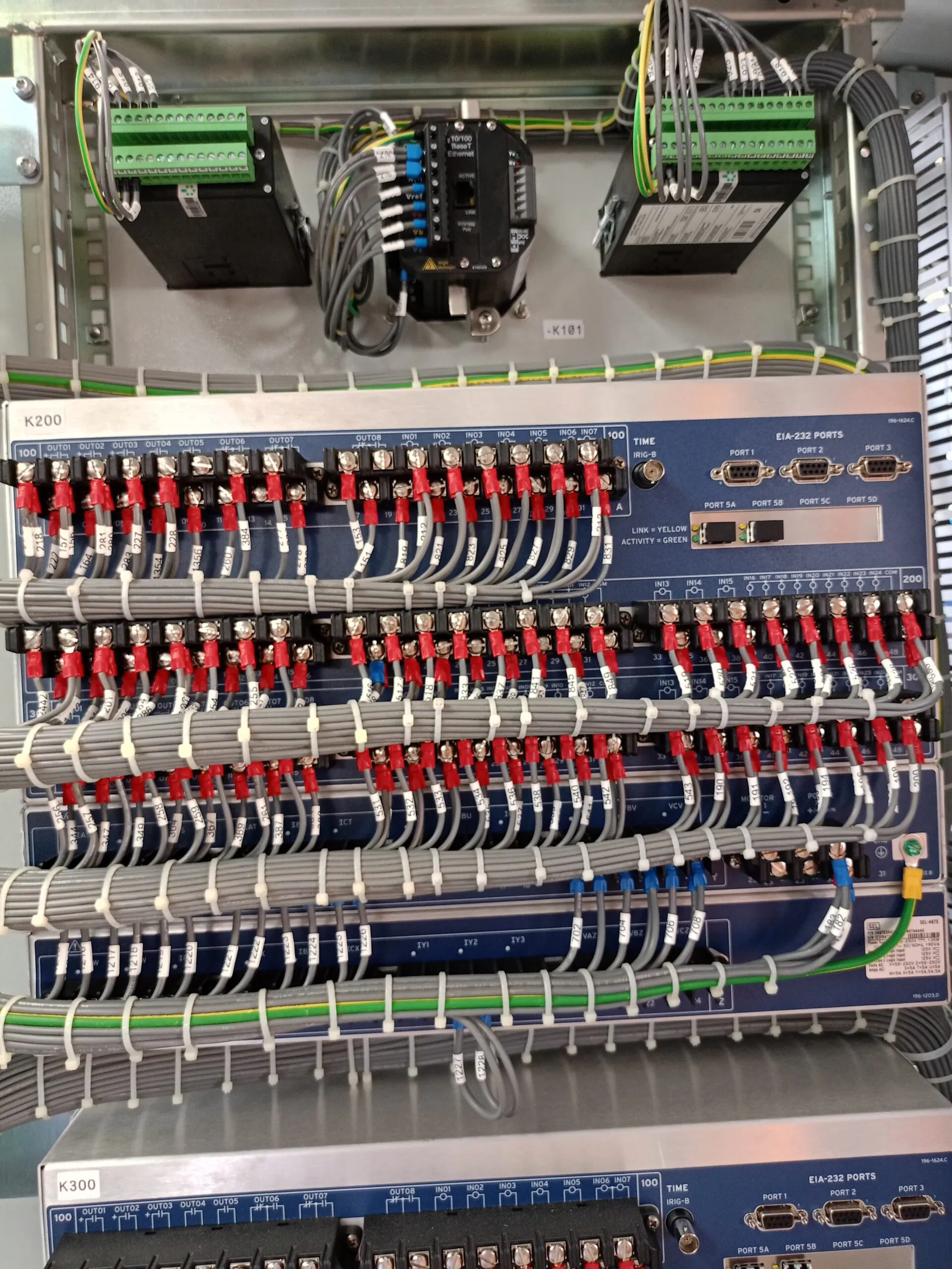 Provisión y Armado de Tableros de Control y Protección para la Subestación Tiquipaya — ELFEC